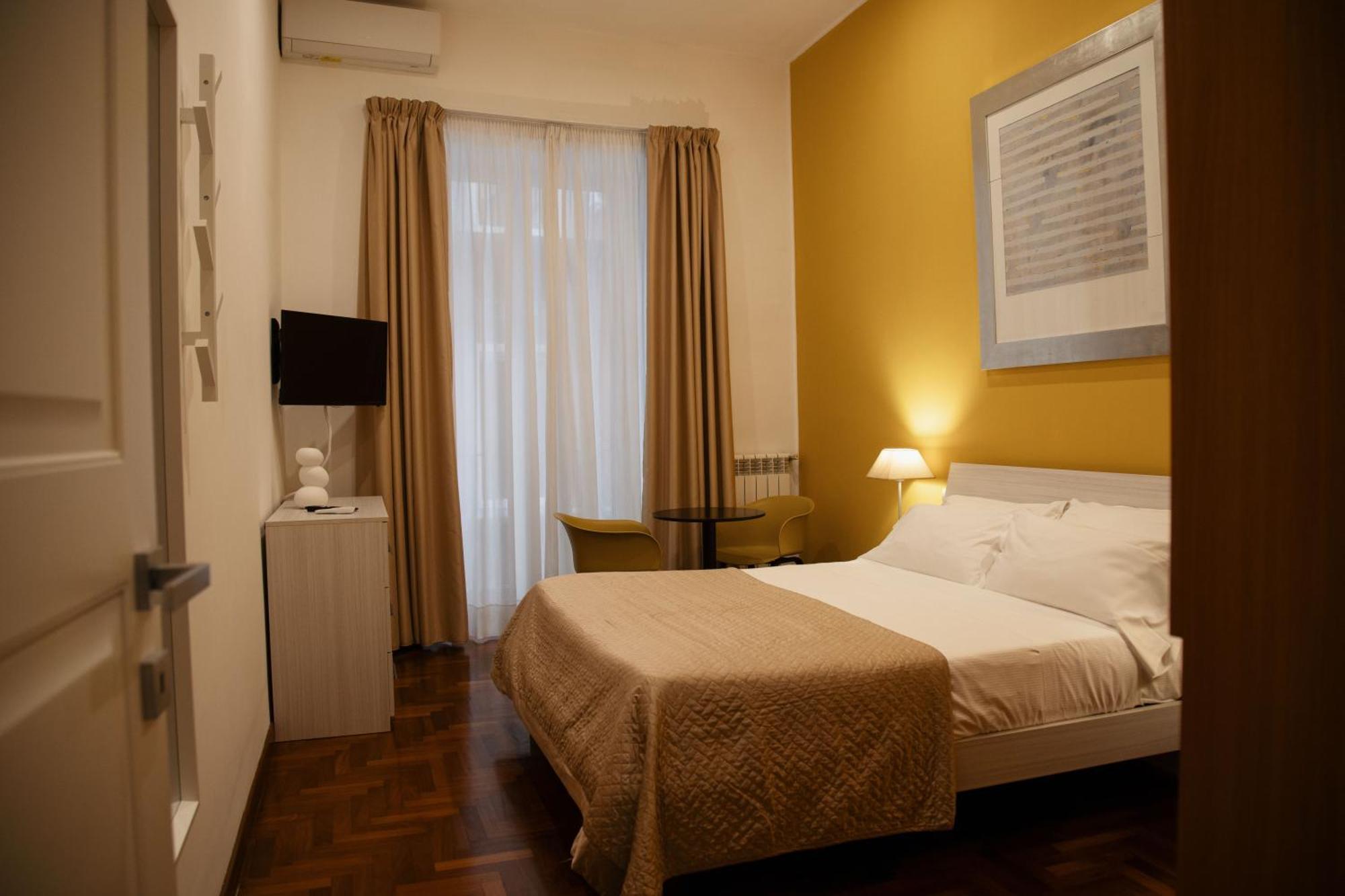 Hello Chiaia Napoli By Progecta Srl Apartment Exterior photo